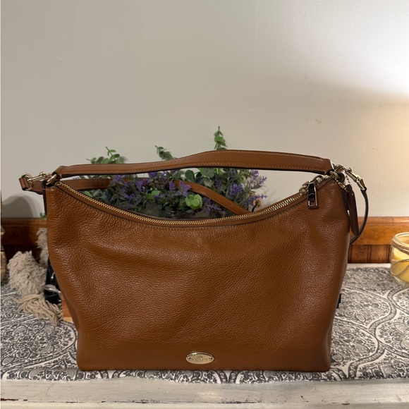 Coach Handbags - Coach Brown Leather Shoulder Bag